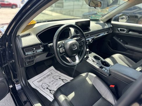 Used 2023 Honda Civic EX-L image 9