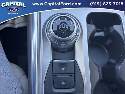 Used 2020 Ford Explorer Platinum w/ Premium Technology Package image 30