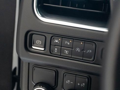 Used 2022 Chevrolet Tahoe RST w/ Luxury Package RWD image 30