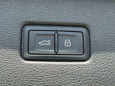 New 2025 Audi Q7 3.0T Premium Plus image 13