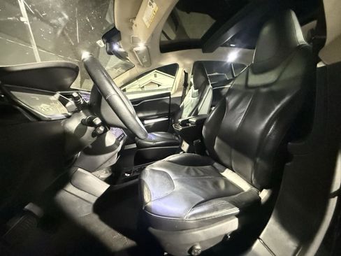 Used 2013 Tesla Model S image 6