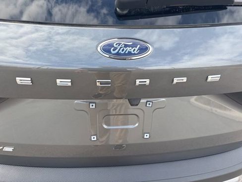 Used 2025 Ford Escape Active image 14