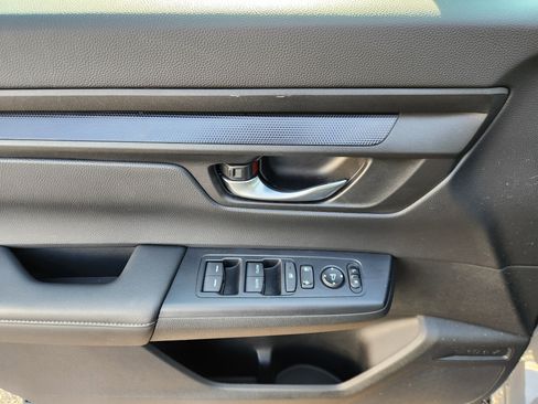 Certified 2024 Honda CR-V EX image 17
