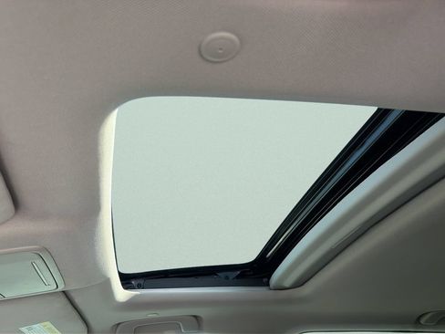 Used 2024 Honda CR-V EX-L image 19