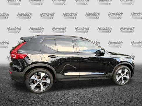 Certified 2024 Volvo XC40 B5 Core w/ Protection Package Premier AWD/4WD image 11