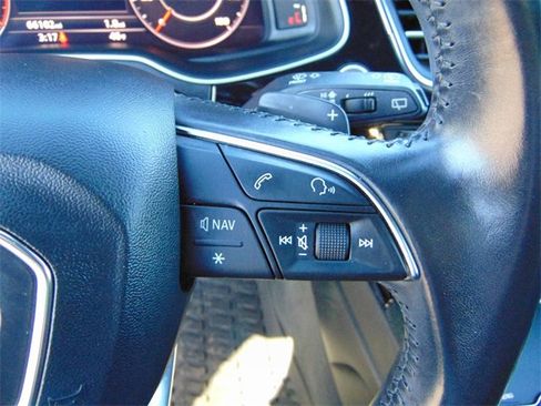 Used 2017 Audi Q7 3.0T Premium Plus image 17