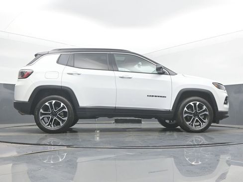 Used 2022 Jeep Compass Limited w/ Sun and Sound Group image 52