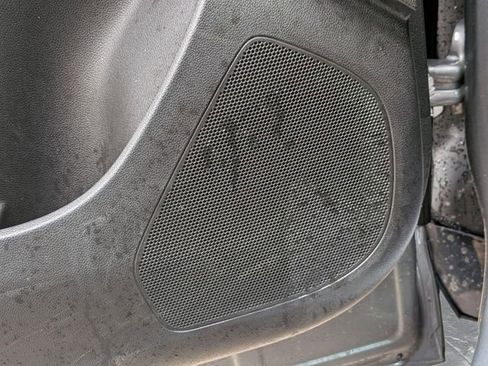 Used 2025 Buick Envista Sport Touring image 22