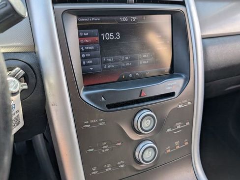 Used 2013 Ford Edge SEL image 23