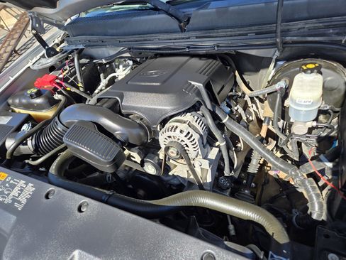 Used 2011 GMC Sierra 1500 SLE w/ SLE Preferred Package RWD image 16
