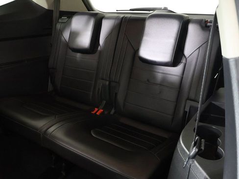 Used 2020 Volkswagen Atlas SEL R-Line image 38