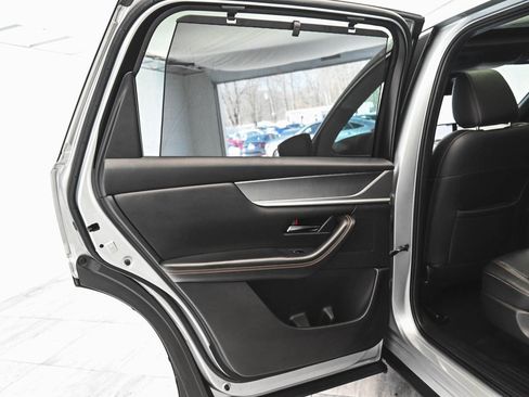 Used 2024 MAZDA CX-90 Plug-In Hybrid w/ Premium Plus image 11