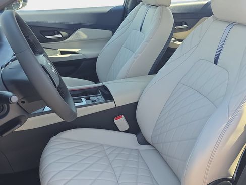 New 2026 Nissan Sentra SL w/ Floor Mat Package FWD image 14