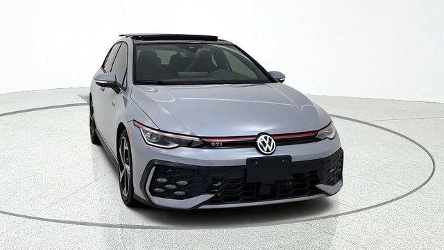 Used 2025 Volkswagen GTI SE FWD image 2