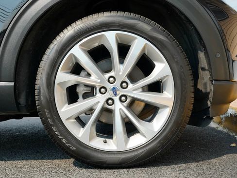 Used 2021 Ford Explorer Platinum w/ Equipment Group 601A AWD/4WD image 18