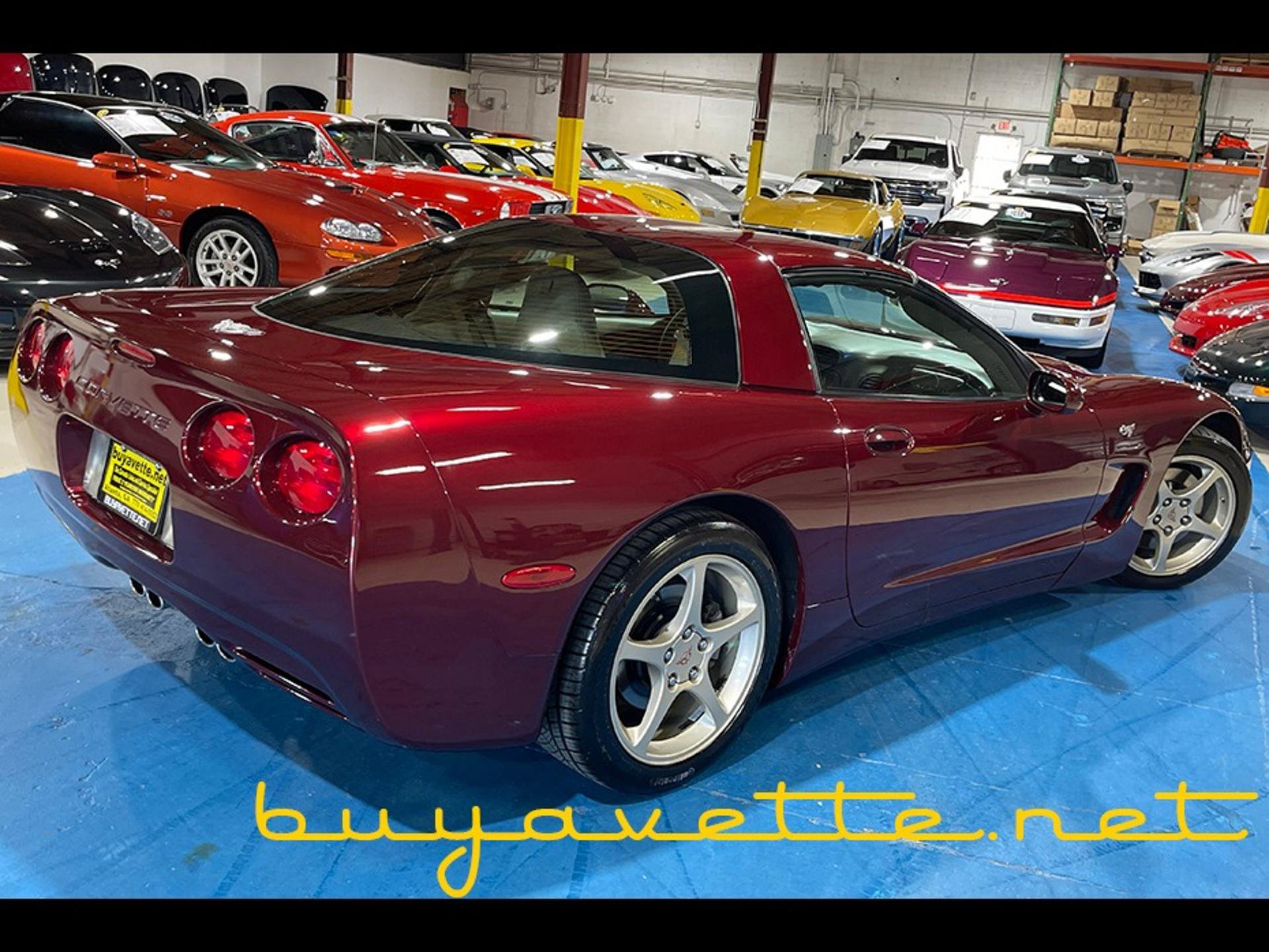 Used 2003 Chevrolet Corvette Coupe w/ Preferred Equipment Group RWD image 2