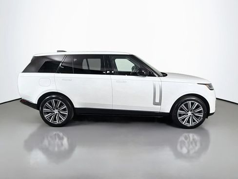 Used 2025 Land Rover Range Rover Long Wheelbase Autobiography AWD/4WD image 4