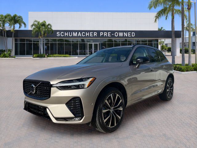 Certified 2024 Volvo XC60 B5 Plus AWD/4WD image 3