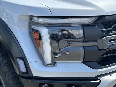 Certified 2025 Ford F150 Raptor AWD/4WD image 4