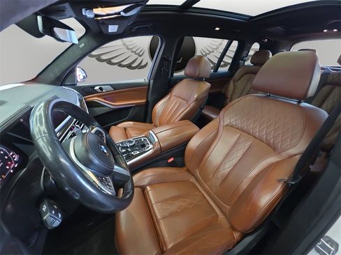 Used 2019 BMW X7 xDrive50i w/ M Sport Package image 10