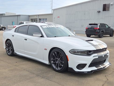 Used 2022 Dodge Charger Scat Pack RWD image 1