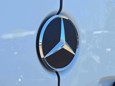 Used 2025 Mercedes-Benz Sprinter 2500 image 20