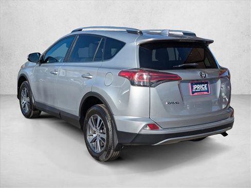 Used 2018 Toyota RAV4 XLE w/ Plus Extra Value Package image 7