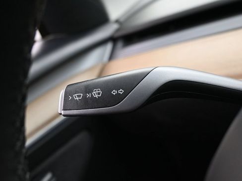 Used 2021 Tesla Model 3 Standard Range Plus RWD image 20