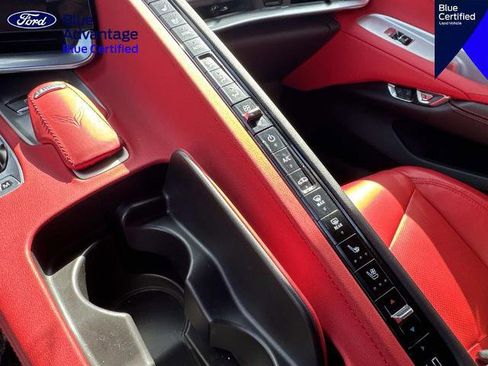 Used 2024 Chevrolet Corvette Stingray Preferred Conv w/ 2LT RWD image 24