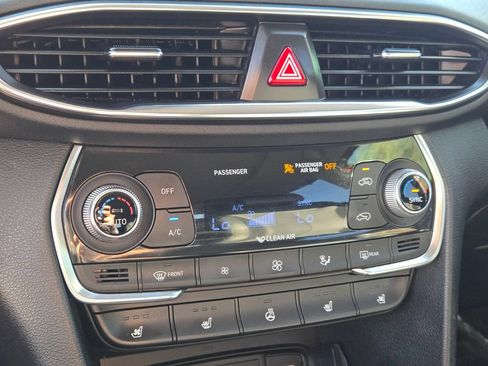 Used 2019 Hyundai Santa Fe FWD image 22