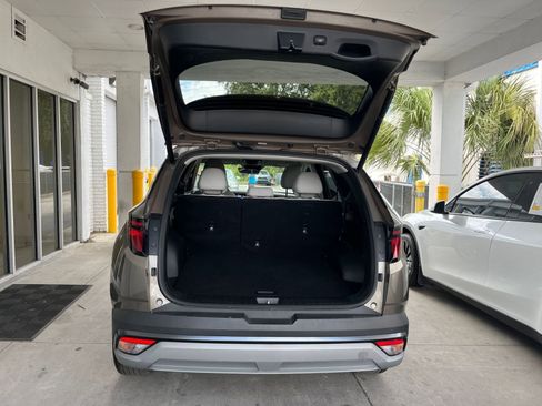 Used 2025 Hyundai Tucson Blue image 31