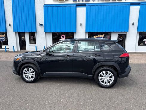 Used 2023 Toyota Corolla Cross L AWD/4WD image 13