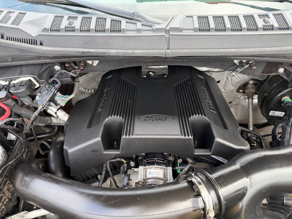 Used 2019 Ford F150 Lariat w/ Equipment Group 502A Luxury AWD/4WD image 30