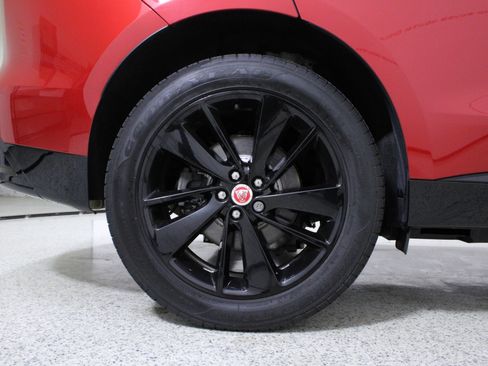 Used 2023 Jaguar F-PACE S image 8