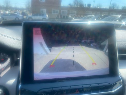 Used 2025 Jeep Compass Limited image 24