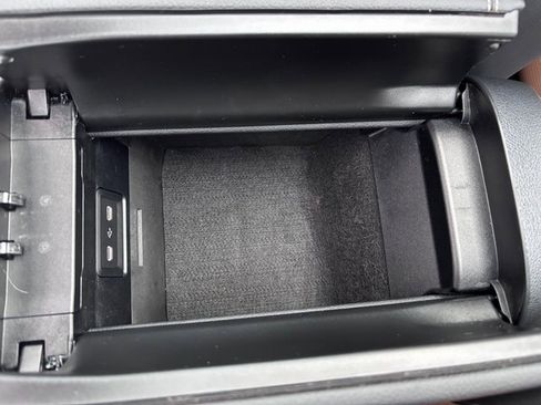 Used 2024 Mercedes-Benz CLE 300 4MATIC Coupe image 23