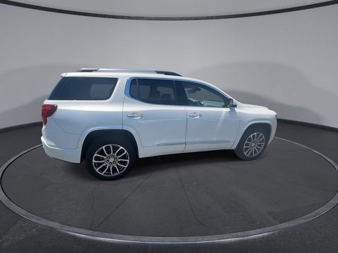 Used 2023 GMC Acadia Denali w/ Denali Ultimate Package AWD/4WD image 9