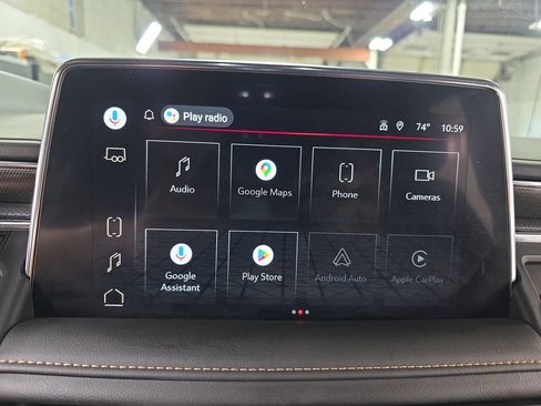 Used 2022 GMC Yukon AT4 w/ Technology Package AWD/4WD image 22