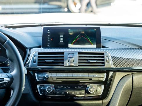 Used 2018 BMW M3 image 23