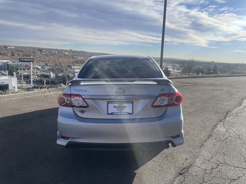 Used 2013 Toyota Corolla S image 6