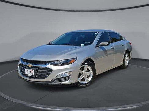 Used 2021 Chevrolet Malibu LS FWD image 1