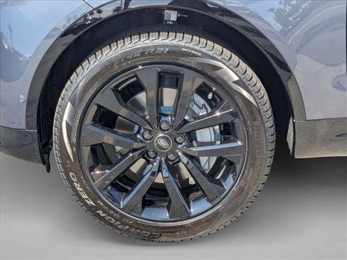 New 2026 Land Rover Discovery Dynamic SE AWD/4WD image 10