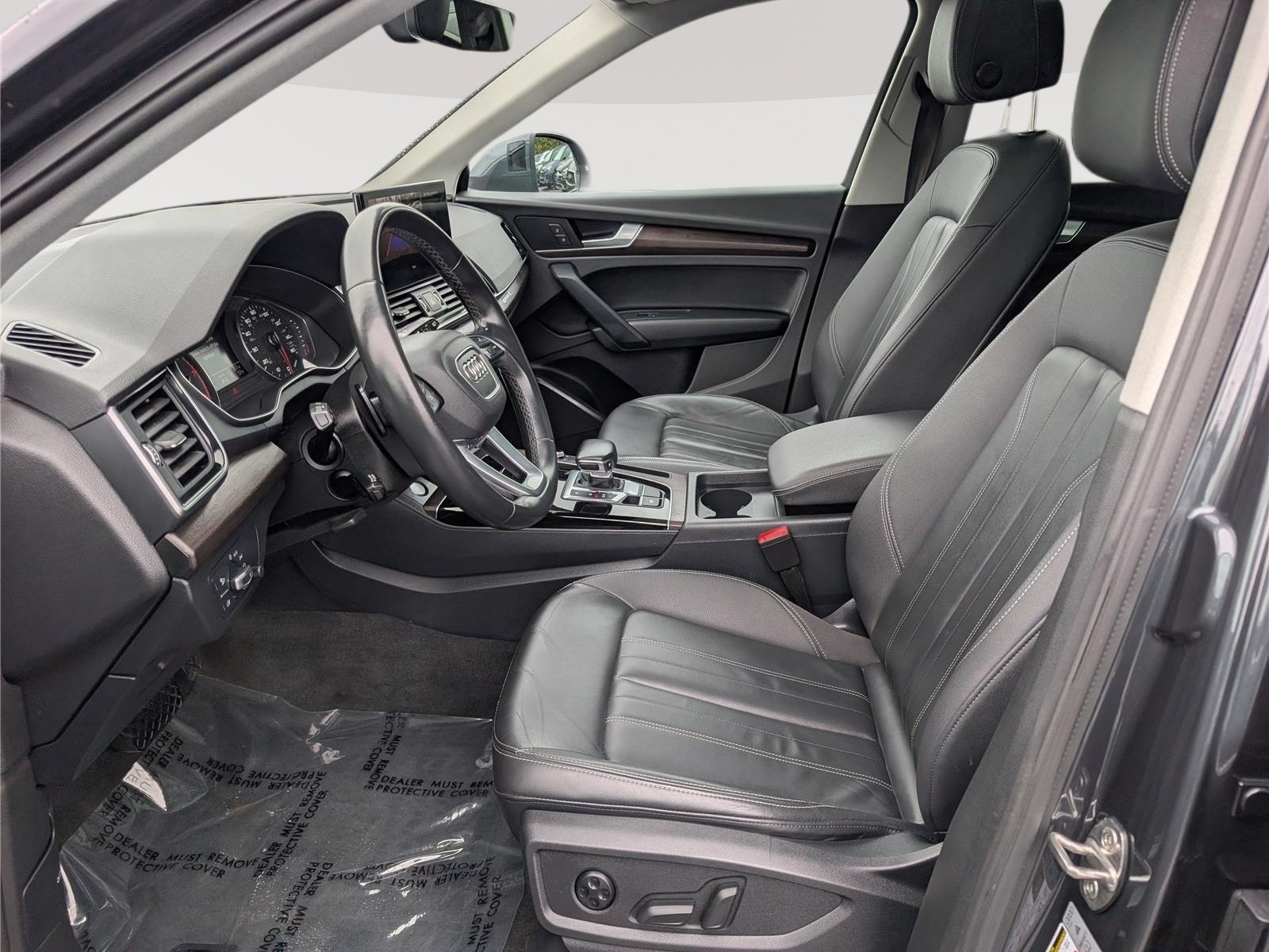 Used 2023 Audi Q5 2.0T Premium w/ Convenience Package AWD/4WD image 16