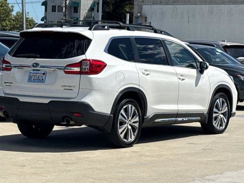 Used 2019 Subaru Ascent Limited w/ Popular Package #2 AWD/4WD image 3
