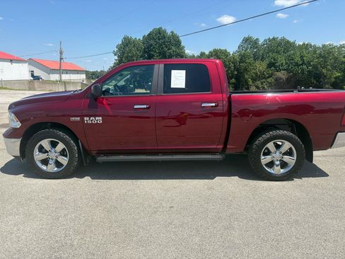 Used 2017 RAM 1500 Classic SLT AWD/4WD image 6