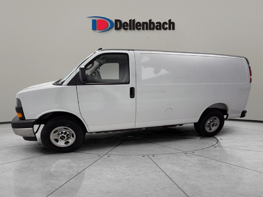 Used 2025 GMC Savana 2500 w/ Driver Convenience Package RWD image 2