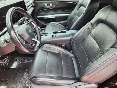 Used 2024 Ford Mustang Premium RWD image 4