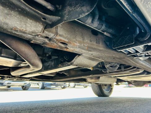 Used 2015 GMC Yukon XL Denali w/ Premium Package image 14