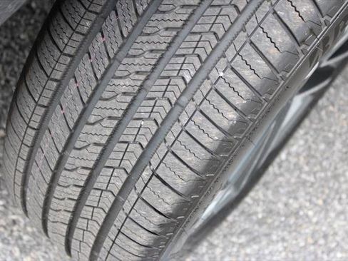 Certified 2025 Audi Q5 Premium Plus w/ Premium Plus image 37