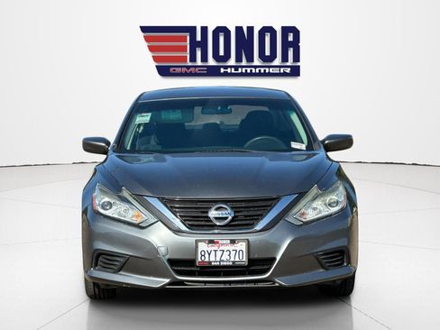 Used 2016 Nissan Altima 2.5 S w/ Power Driver Seat Package FWD image 9